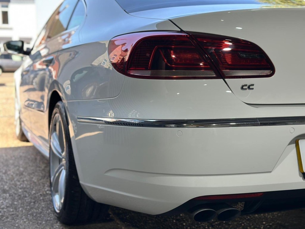 VOLKSWAGEN CC 2.0 TDI BlueMotion Tech R-Line DSG Euro 5 (s/s) 4dr 2014