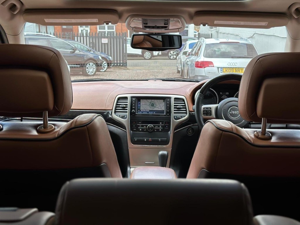 JEEP GRAND CHEROKEE 3.0 V6 CRD Overland Summit Auto 4WD Euro 5 5dr 2012