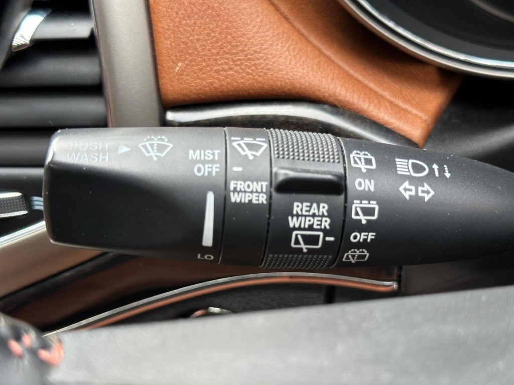 JEEP GRAND CHEROKEE 3.0 V6 CRD Overland Summit Auto 4WD Euro 5 5dr 2012