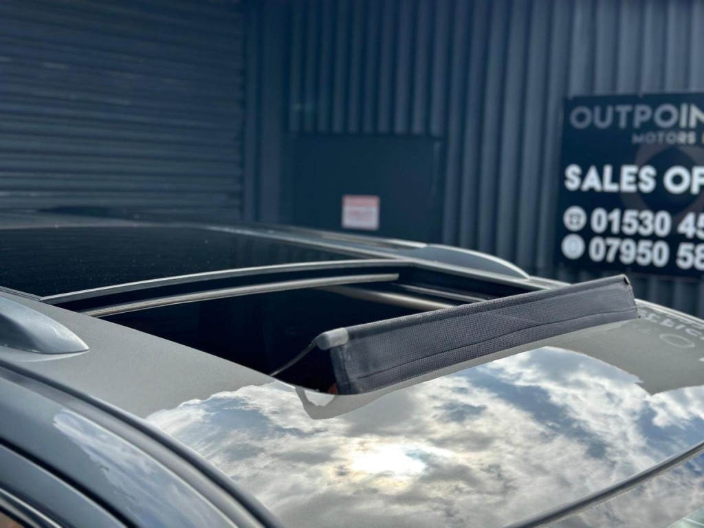 JEEP GRAND CHEROKEE 3.0 V6 CRD Overland Summit Auto 4WD Euro 5 5dr 2012