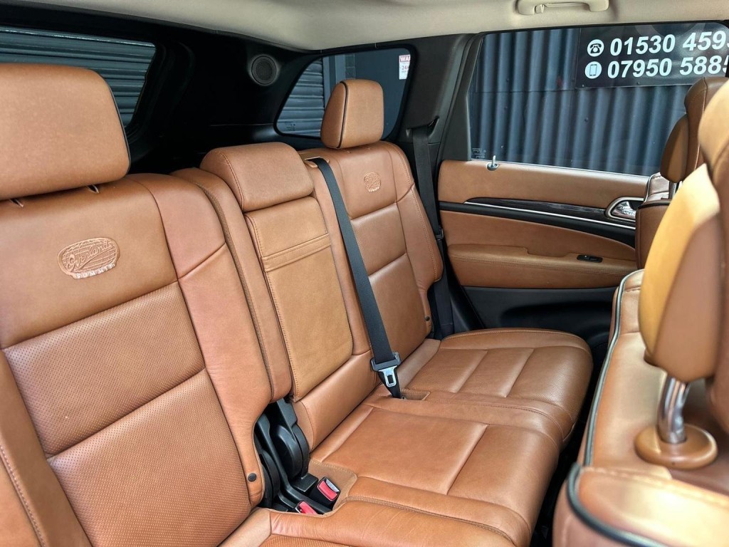 JEEP GRAND CHEROKEE 3.0 V6 CRD Overland Summit Auto 4WD Euro 5 5dr 2012