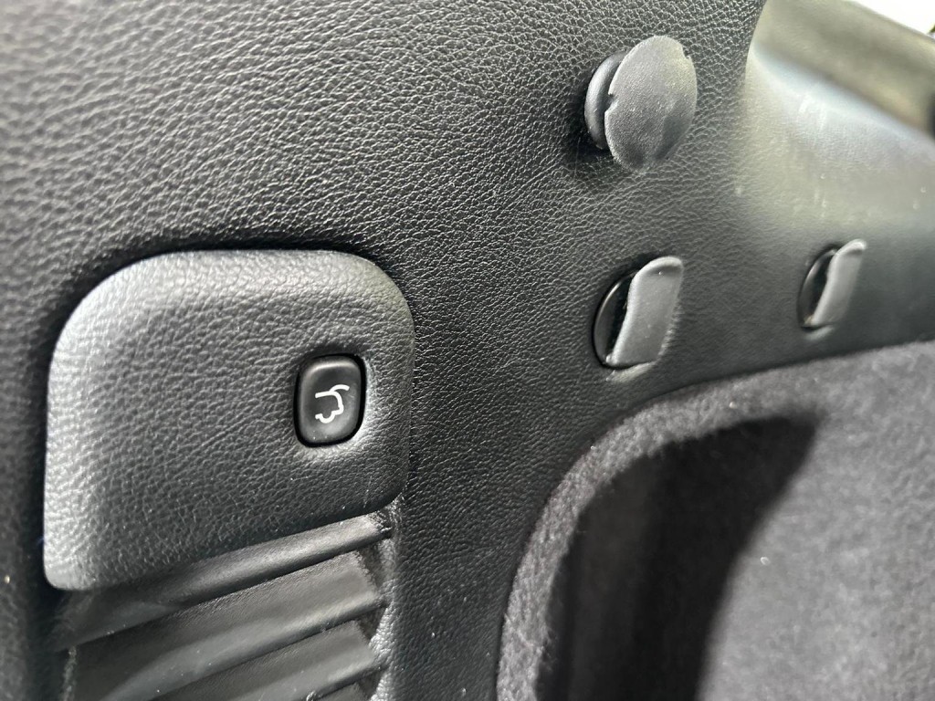 JEEP GRAND CHEROKEE 3.0 V6 CRD Overland Summit Auto 4WD Euro 5 5dr 2012