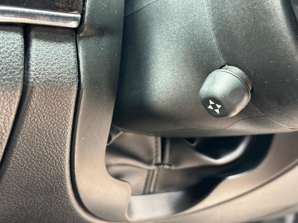 JEEP GRAND CHEROKEE 3.0 V6 CRD Overland Summit Auto 4WD Euro 5 5dr 2012