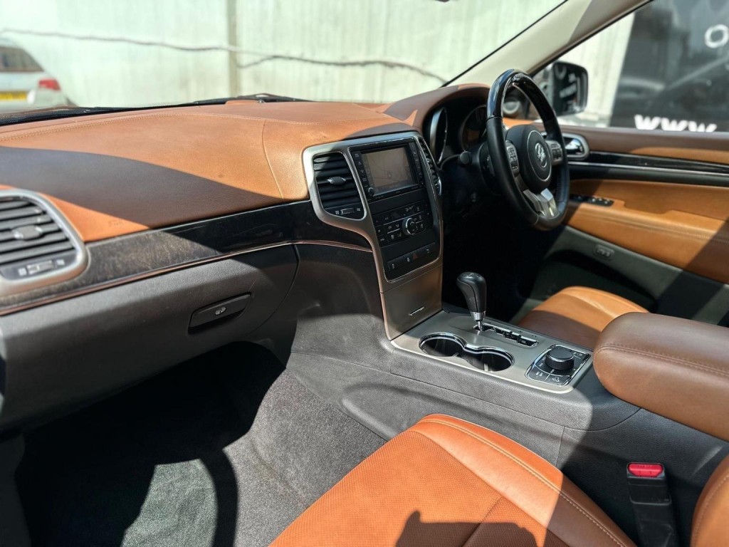 JEEP GRAND CHEROKEE 3.0 V6 CRD Overland Summit Auto 4WD Euro 5 5dr 2012