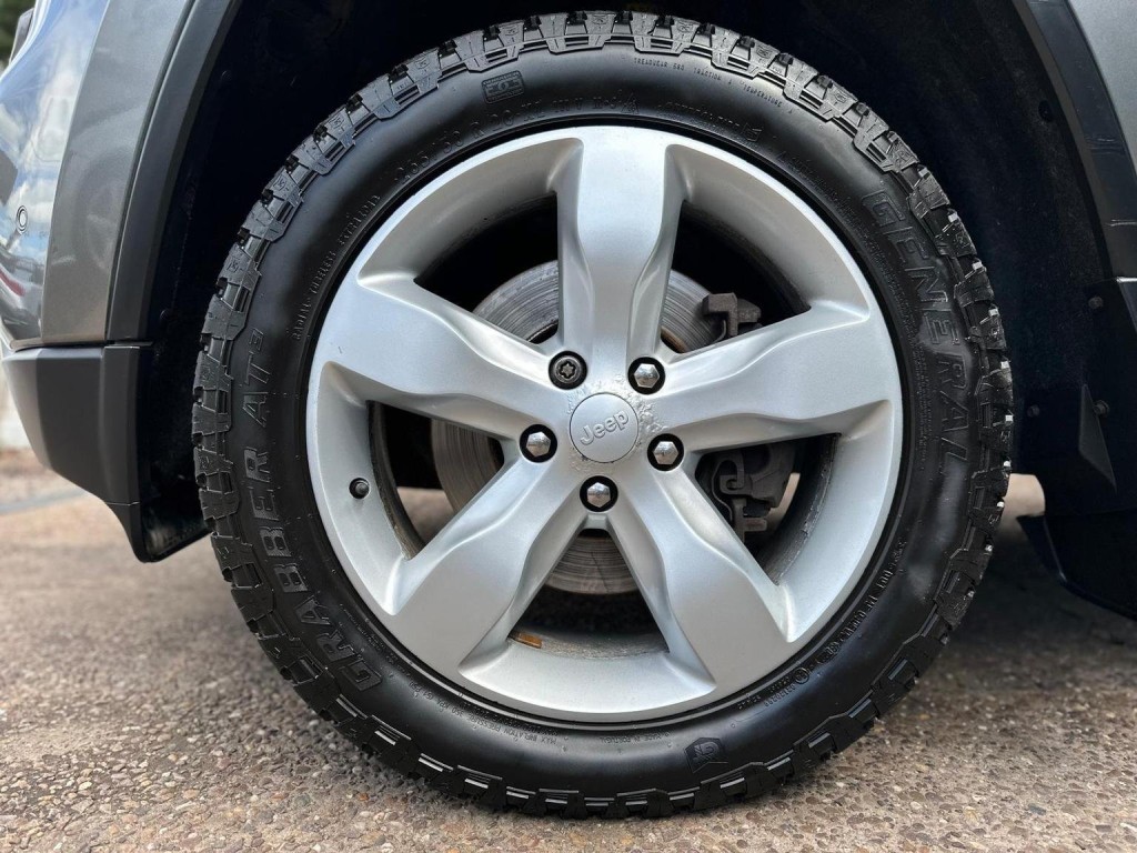 JEEP GRAND CHEROKEE 3.0 V6 CRD Overland Summit Auto 4WD Euro 5 5dr 2012