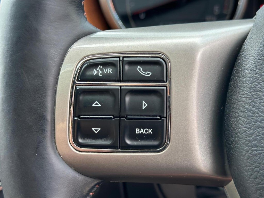 JEEP GRAND CHEROKEE 3.0 V6 CRD Overland Summit Auto 4WD Euro 5 5dr 2012