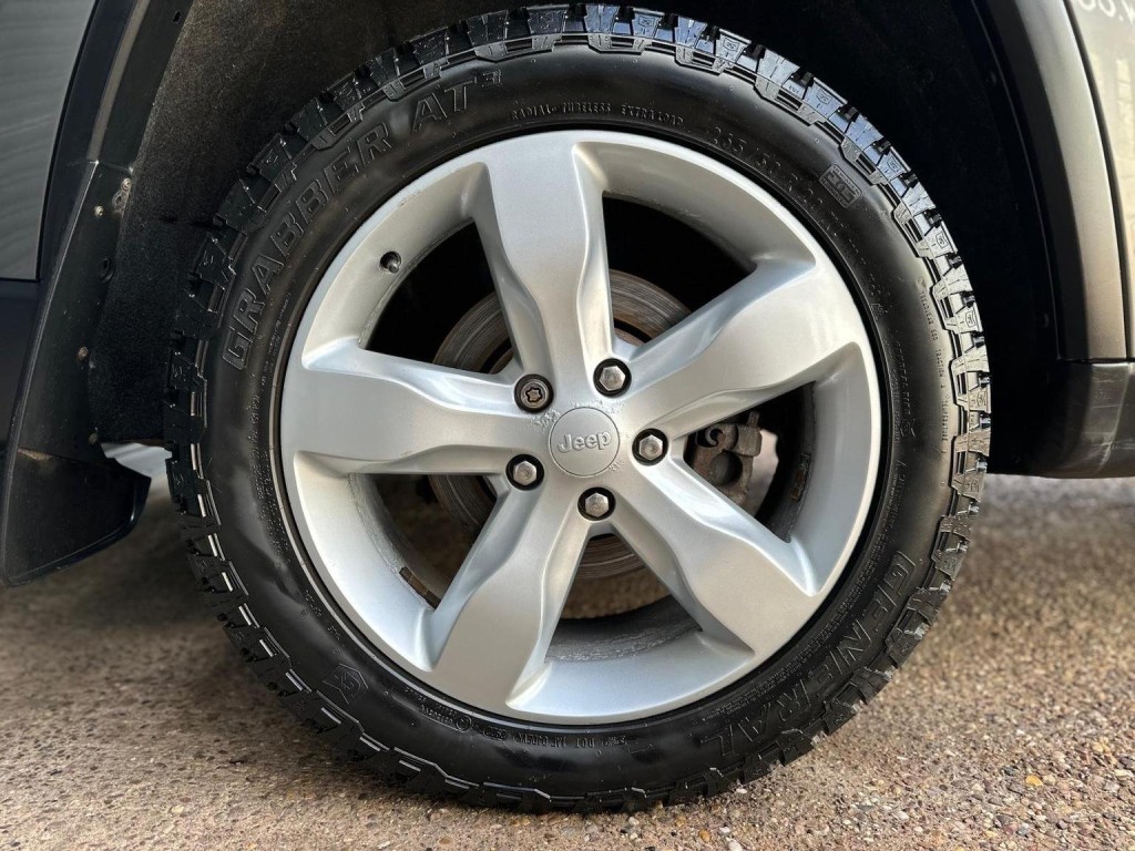 JEEP GRAND CHEROKEE 3.0 V6 CRD Overland Summit Auto 4WD Euro 5 5dr 2012