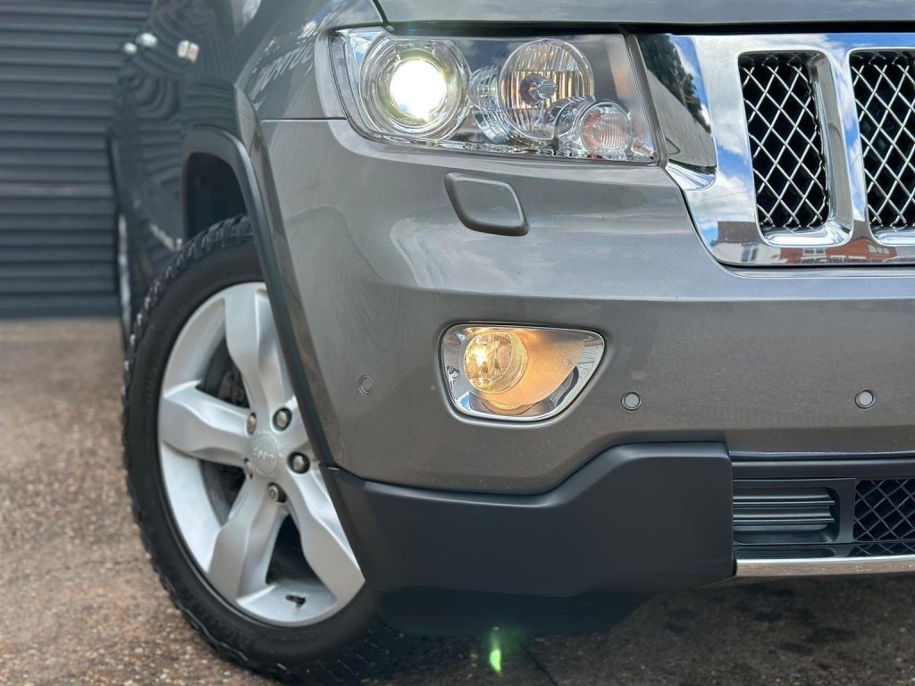 JEEP GRAND CHEROKEE 3.0 V6 CRD Overland Summit Auto 4WD Euro 5 5dr 2012