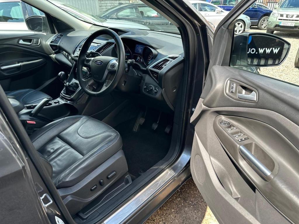 FORD KUGA 2.0 TDCi Titanium X Sport AWD Euro 6 (s/s) 5dr 2015