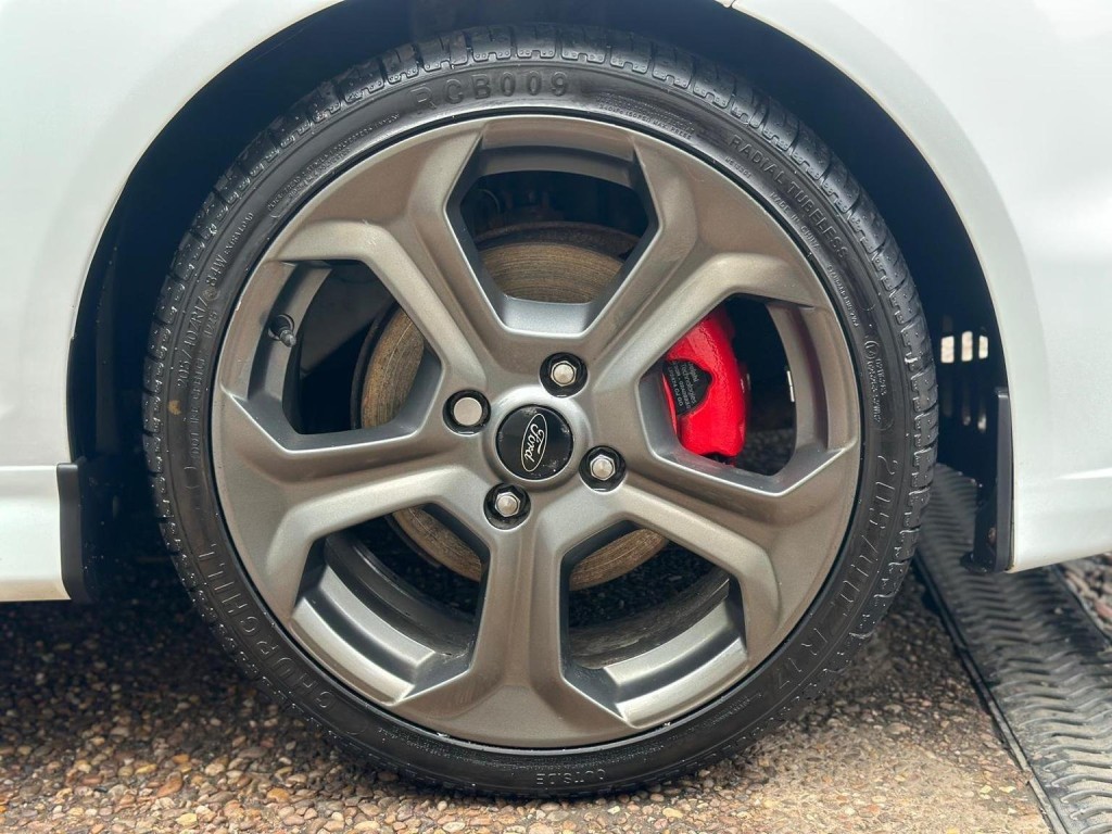 FORD FIESTA 1.6T EcoBoost ST-3 Euro 6 3dr 2017