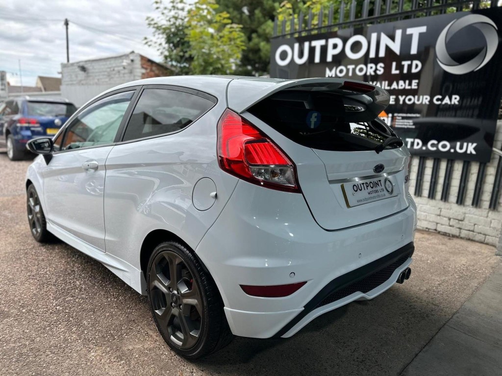 FORD FIESTA 1.6T EcoBoost ST-3 Euro 6 3dr 2017