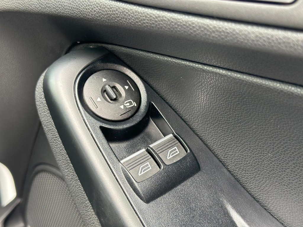 FORD FIESTA 1.6T EcoBoost ST-3 Euro 6 3dr 2017