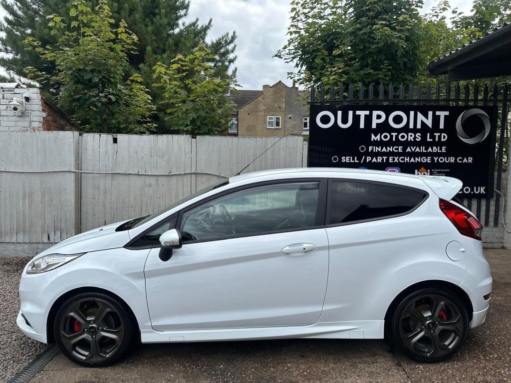 FORD FIESTA 1.6T EcoBoost ST-3 Euro 6 3dr 2017