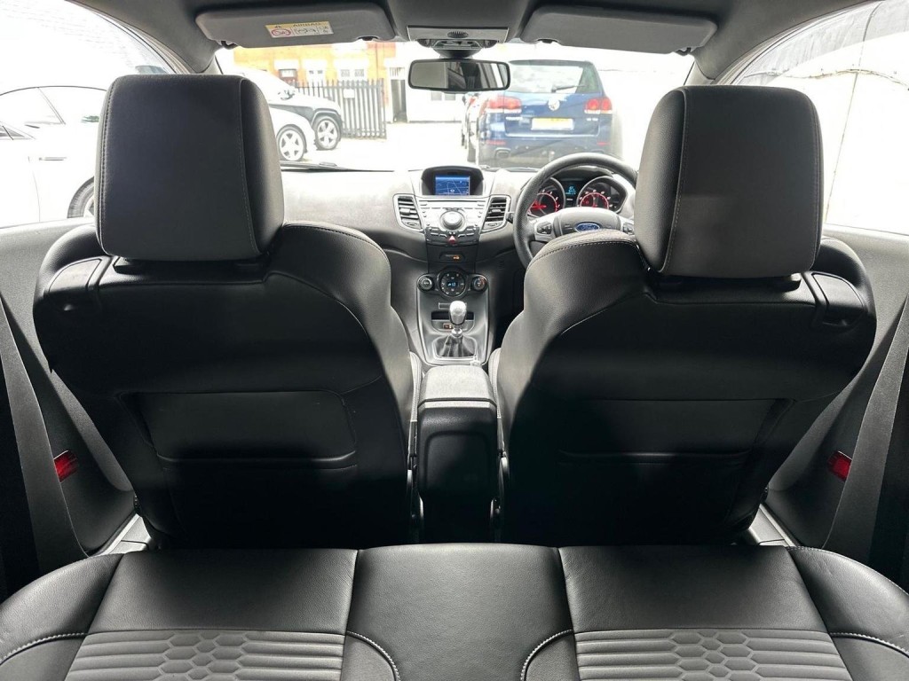 FORD FIESTA 1.6T EcoBoost ST-3 Euro 6 3dr 2017