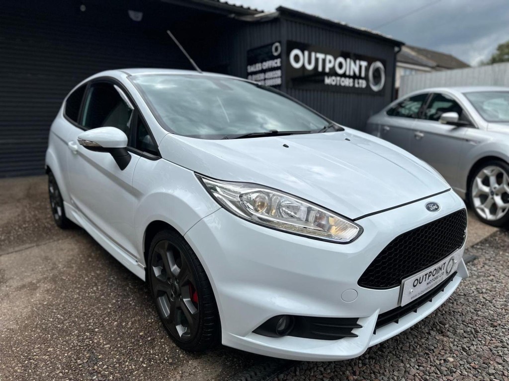 FORD FIESTA 1.6T EcoBoost ST-3 Euro 6 3dr 2017