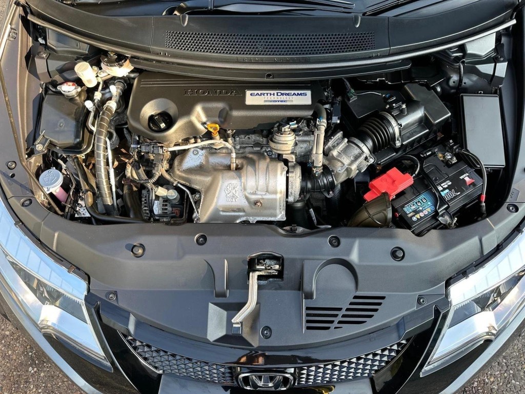 HONDA CIVIC 1.6 i-DTEC SR Euro 5 (s/s) 5dr 2015