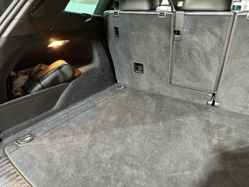 VOLKSWAGEN TOUAREG 3.0 TDI V6 BlueMotion Tech Altitude Tiptronic 4WD Euro 5 (s/s) 5dr 2013