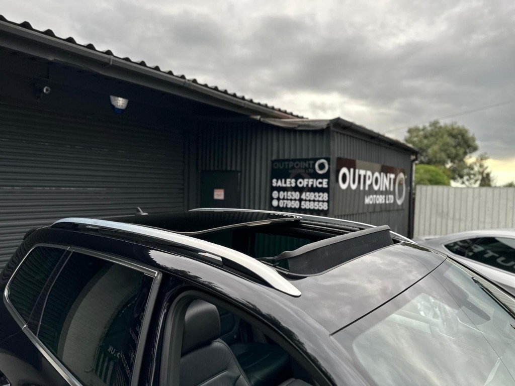 VOLKSWAGEN TOUAREG 3.0 TDI V6 BlueMotion Tech Altitude Tiptronic 4WD Euro 5 (s/s) 5dr 2013