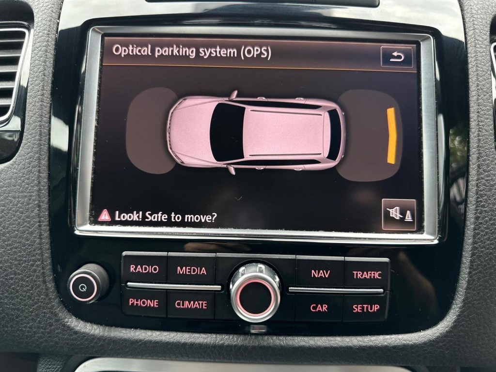 VOLKSWAGEN TOUAREG 3.0 TDI V6 BlueMotion Tech Altitude Tiptronic 4WD Euro 5 (s/s) 5dr 2013