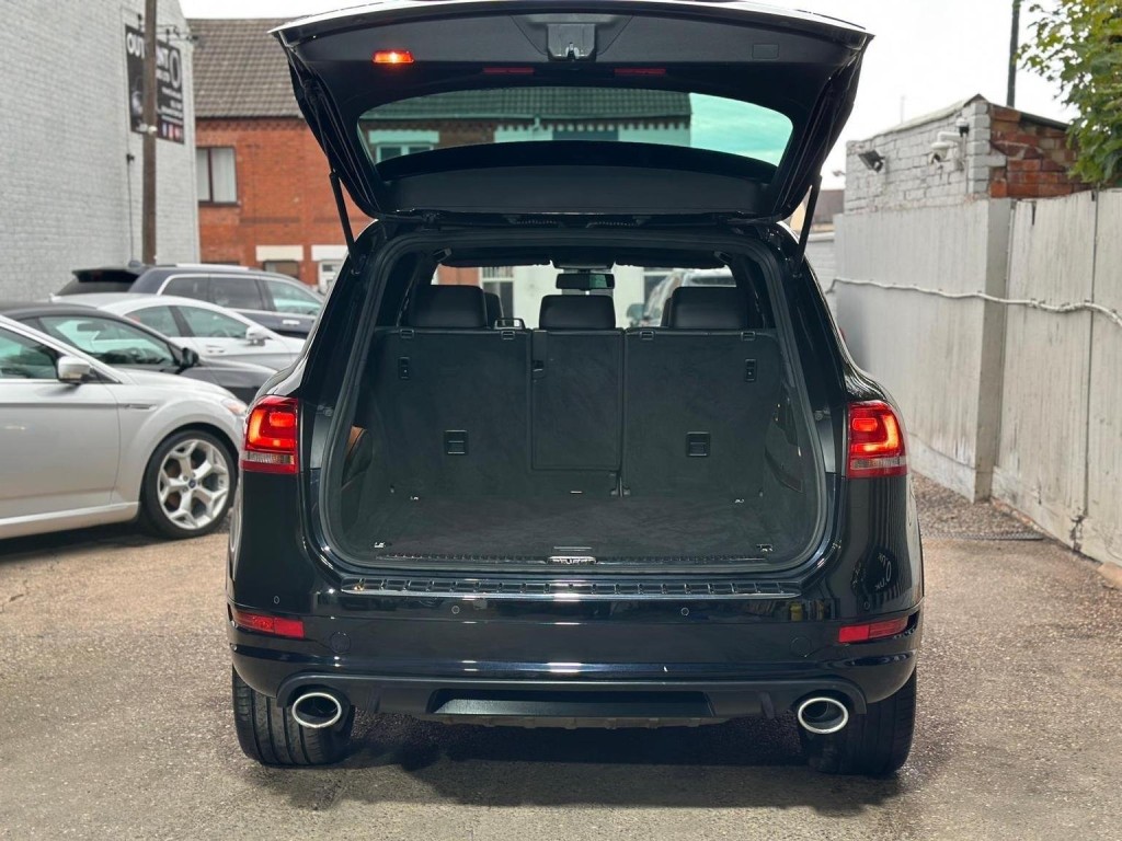 VOLKSWAGEN TOUAREG 3.0 TDI V6 BlueMotion Tech Altitude Tiptronic 4WD Euro 5 (s/s) 5dr 2013