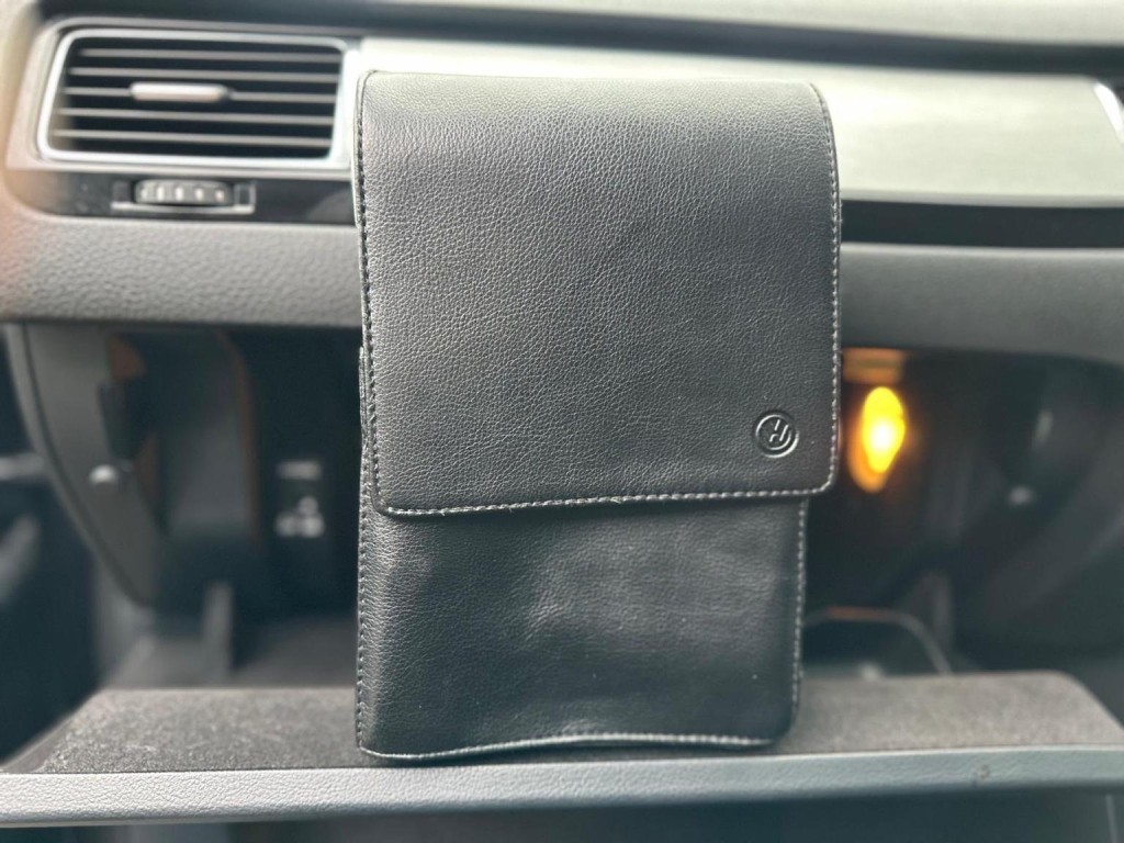 VOLKSWAGEN TOUAREG 3.0 TDI V6 BlueMotion Tech Altitude Tiptronic 4WD Euro 5 (s/s) 5dr 2013