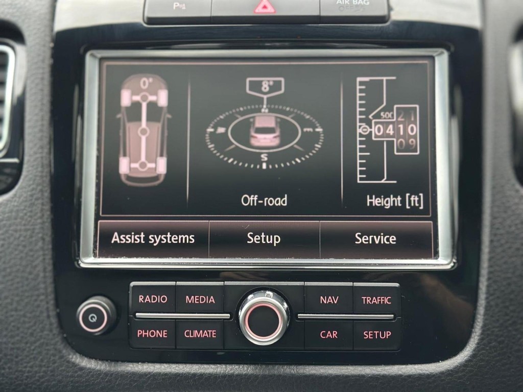 VOLKSWAGEN TOUAREG 3.0 TDI V6 BlueMotion Tech Altitude Tiptronic 4WD Euro 5 (s/s) 5dr 2013