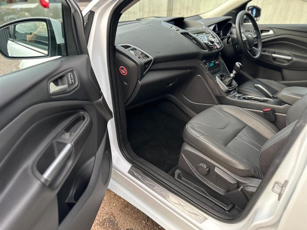 FORD KUGA 2.0 TDCi Titanium X 2WD Euro 5 5dr 2014