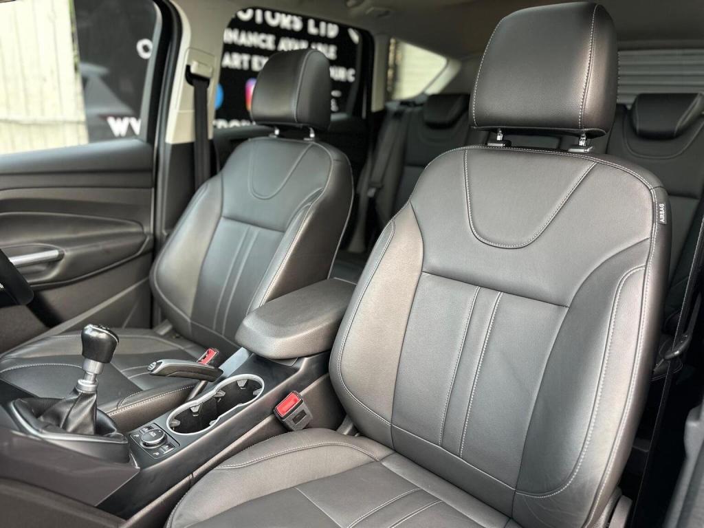 FORD KUGA 2.0 TDCi Titanium X 2WD Euro 5 5dr 2014