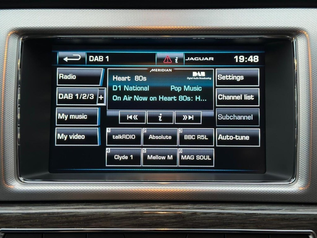 JAGUAR XF 3.0d V6 Premium Luxury Auto Euro 5 (s/s) 4dr 2014