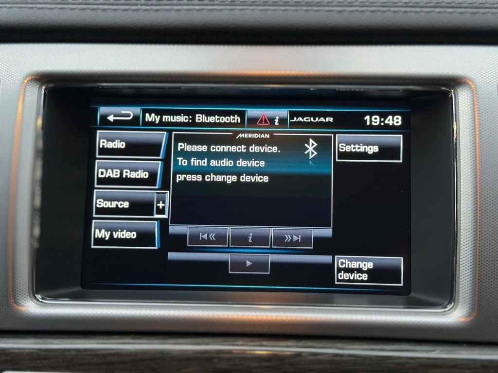 JAGUAR XF 3.0d V6 Premium Luxury Auto Euro 5 (s/s) 4dr 2014