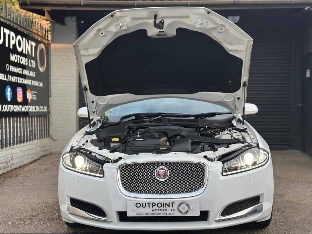 JAGUAR XF 3.0d V6 Premium Luxury Auto Euro 5 (s/s) 4dr 2014