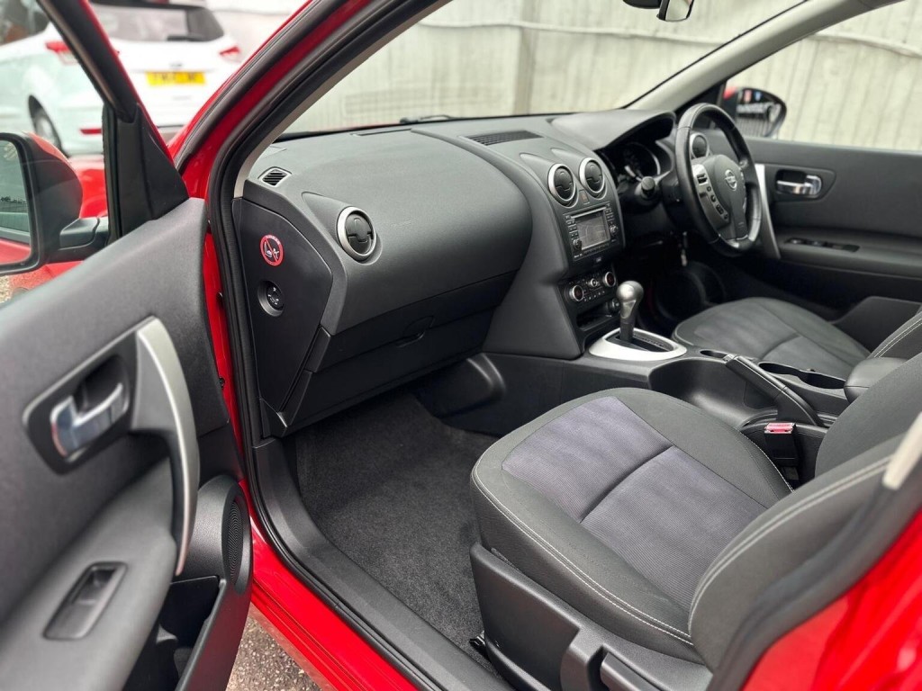 NISSAN QASHQAI 1.6 n-tec+ CVT 2WD Euro 5 5dr 2013