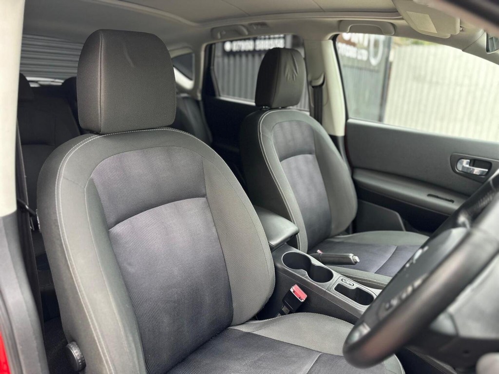 NISSAN QASHQAI 1.6 n-tec+ CVT 2WD Euro 5 5dr 2013