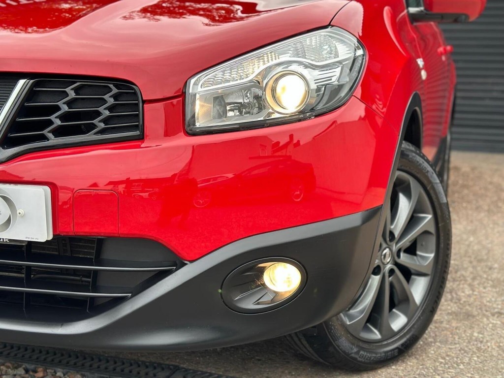 NISSAN QASHQAI 1.6 n-tec+ CVT 2WD Euro 5 5dr 2013