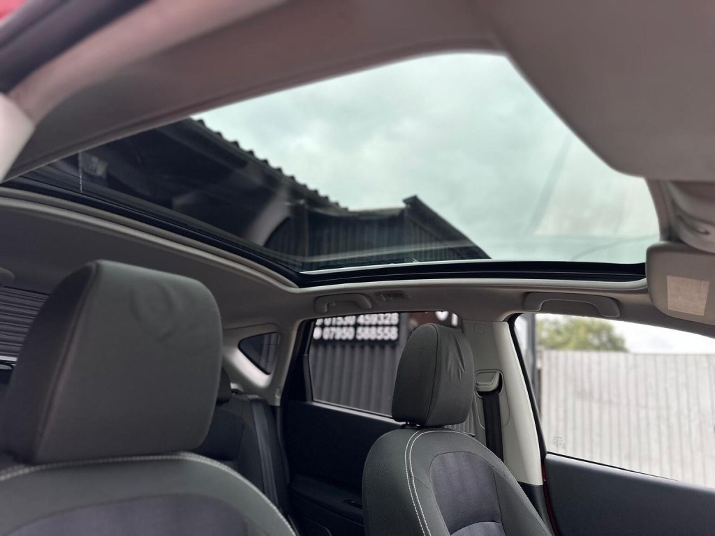 NISSAN QASHQAI 1.6 n-tec+ CVT 2WD Euro 5 5dr 2013