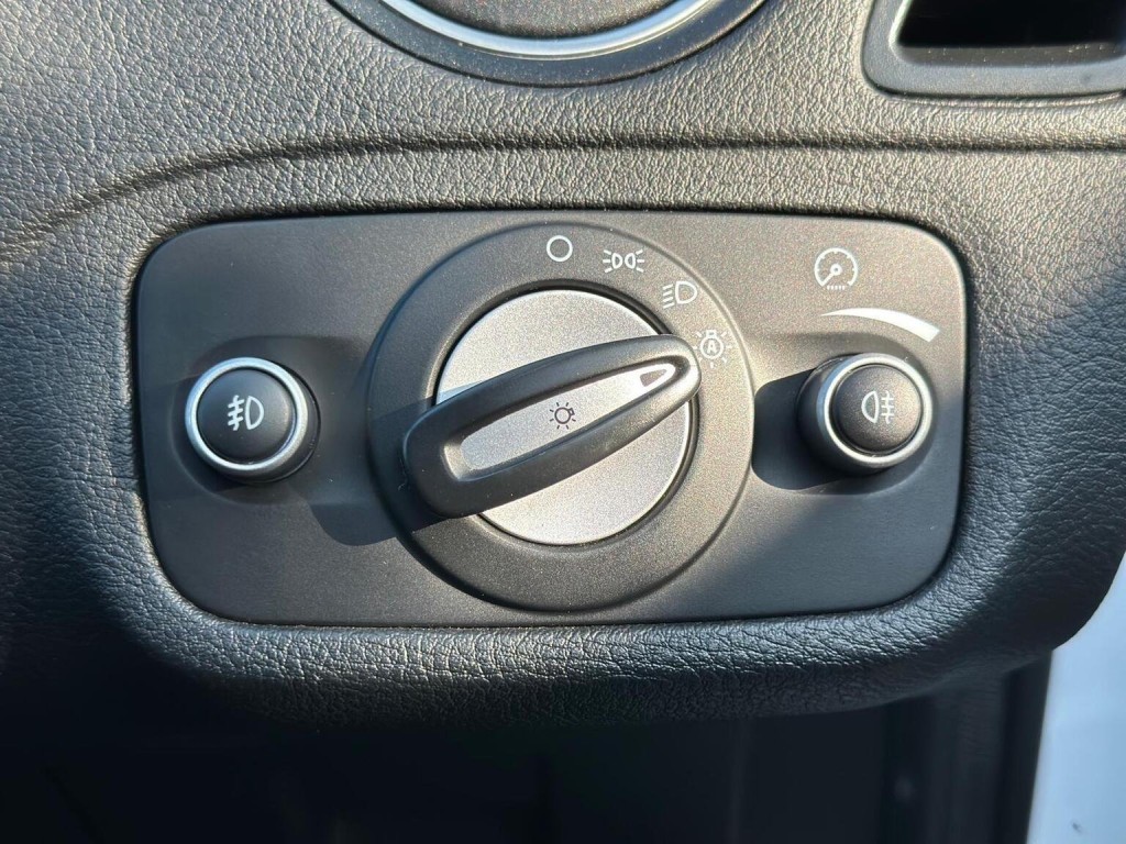 FORD S-MAX 2.2 TDCi Titanium X Sport Auto Euro 5 5dr 2011