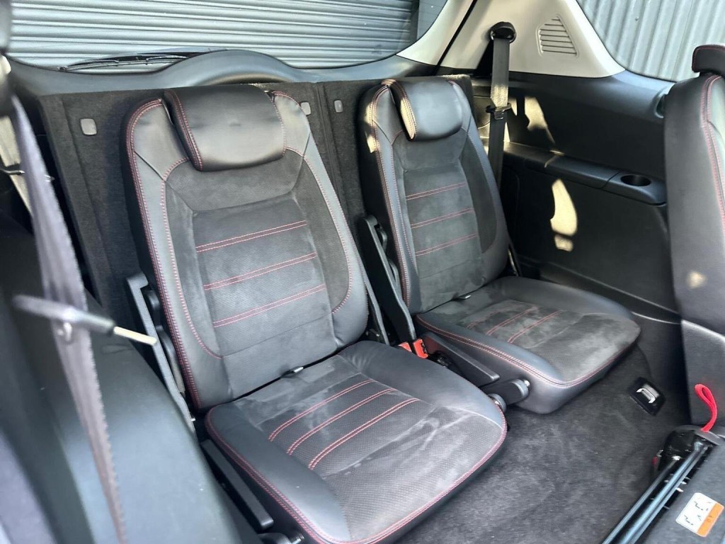 FORD S-MAX 2.2 TDCi Titanium X Sport Auto Euro 5 5dr 2011