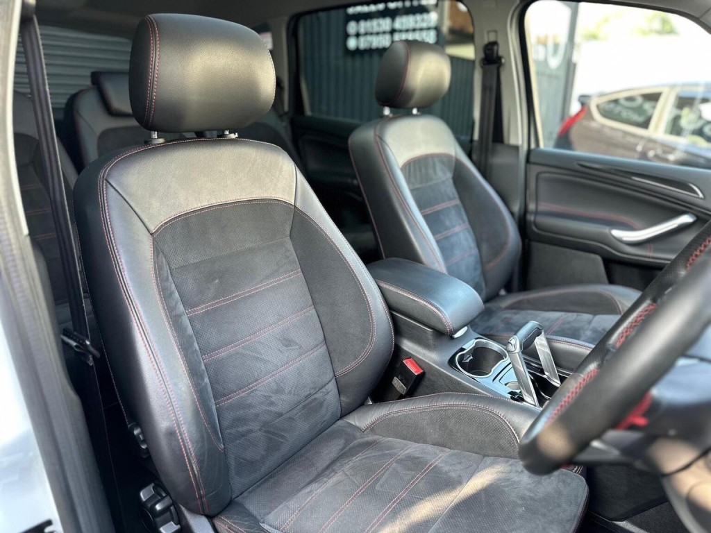 FORD S-MAX 2.2 TDCi Titanium X Sport Auto Euro 5 5dr 2011