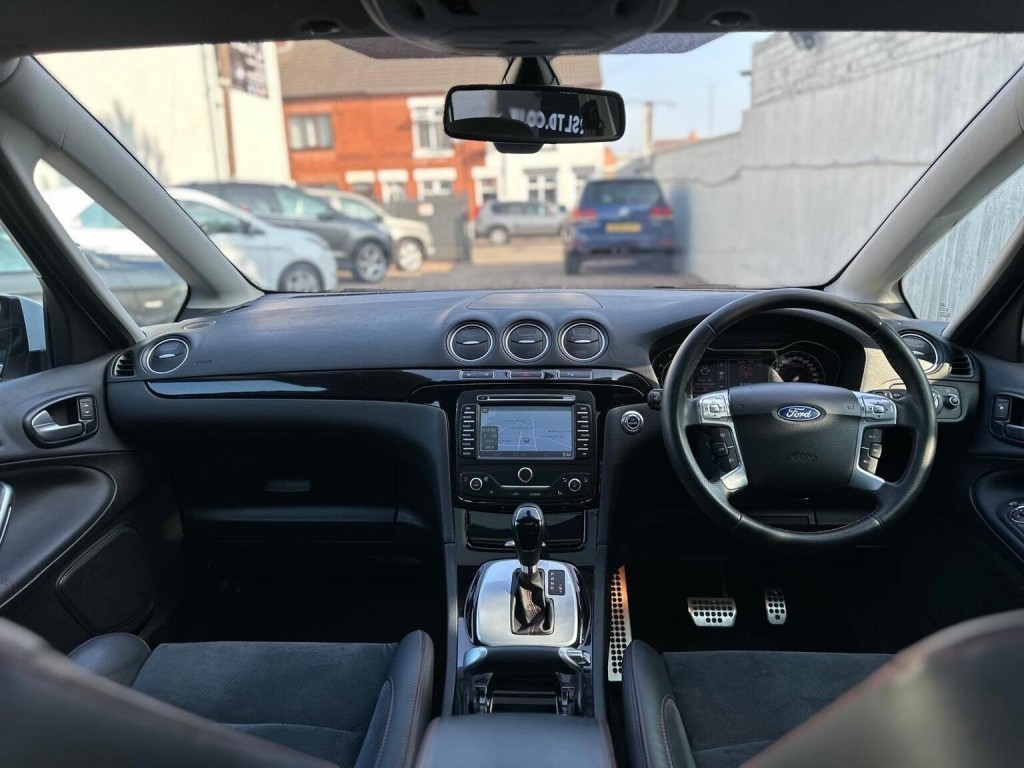 FORD S-MAX 2.2 TDCi Titanium X Sport Auto Euro 5 5dr 2011