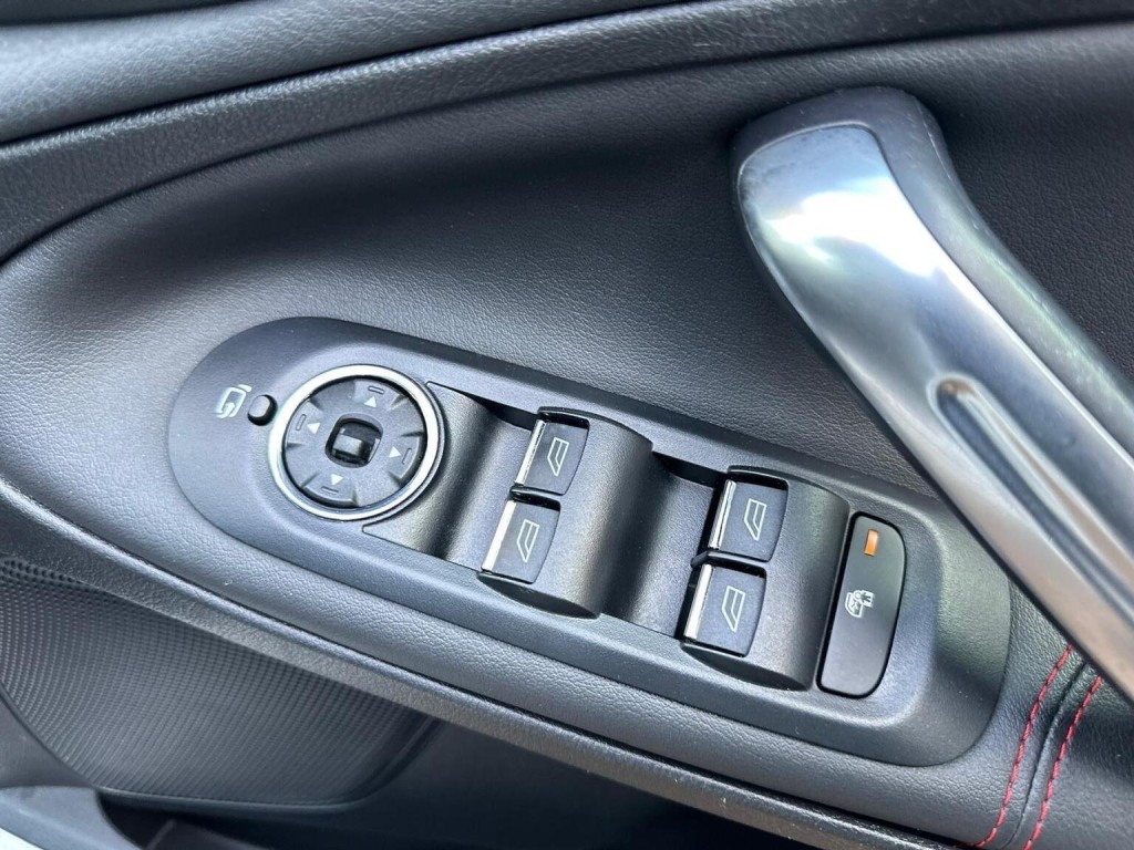 FORD S-MAX 2.2 TDCi Titanium X Sport Auto Euro 5 5dr 2011