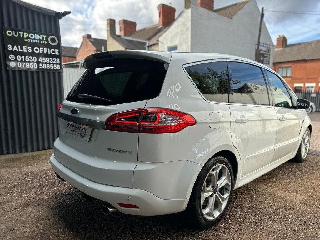 FORD S-MAX 2.2 TDCi Titanium X Sport Auto Euro 5 5dr 2011