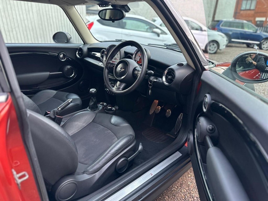 MINI HATCH 2.0 Cooper SD Euro 5 (s/s) 3dr 2013
