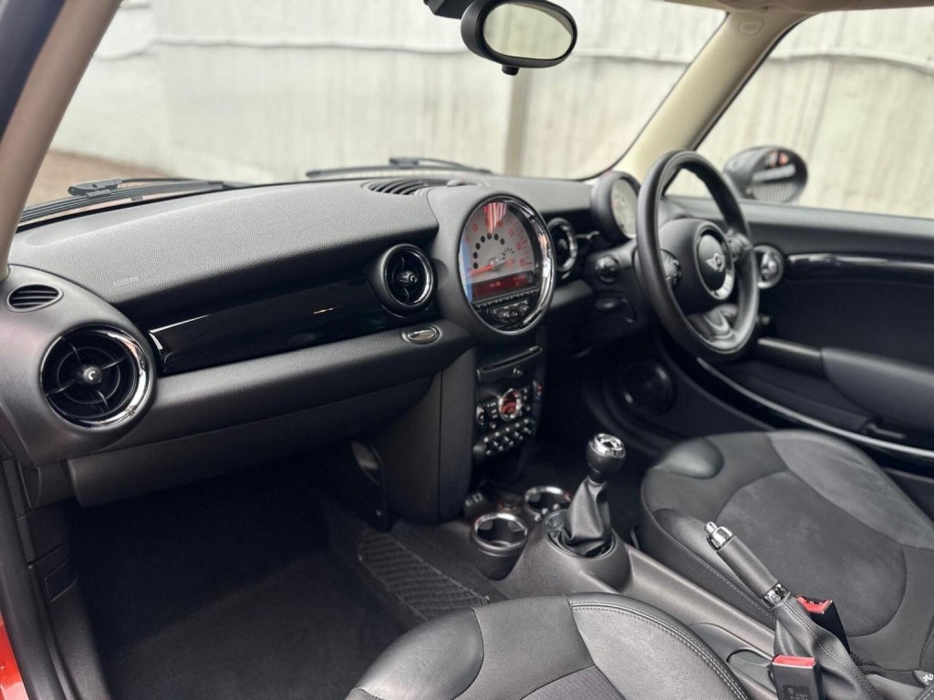 MINI HATCH 2.0 Cooper SD Euro 5 (s/s) 3dr 2013