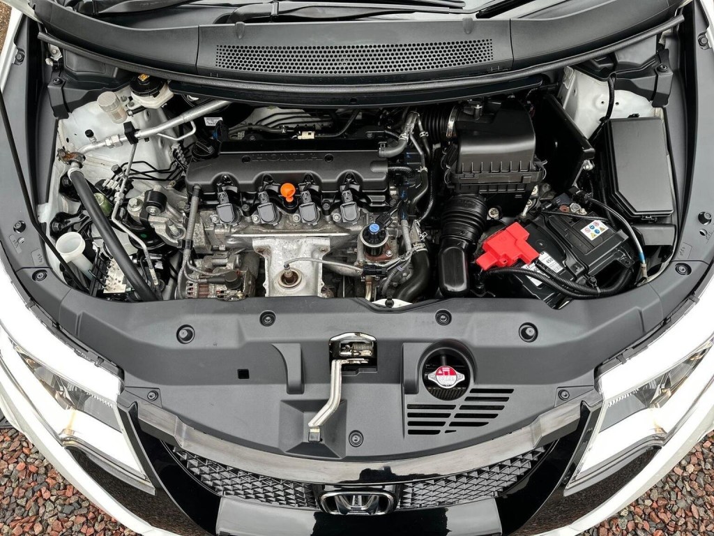 HONDA CIVIC 1.8 i-VTEC SE Plus (Navi) Euro 6 (s/s) 5dr 2017