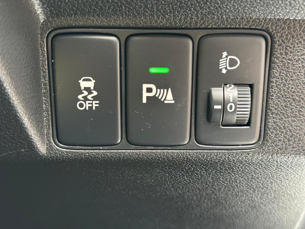 HONDA CIVIC 1.8 i-VTEC SE Plus (Navi) Euro 6 (s/s) 5dr 2017