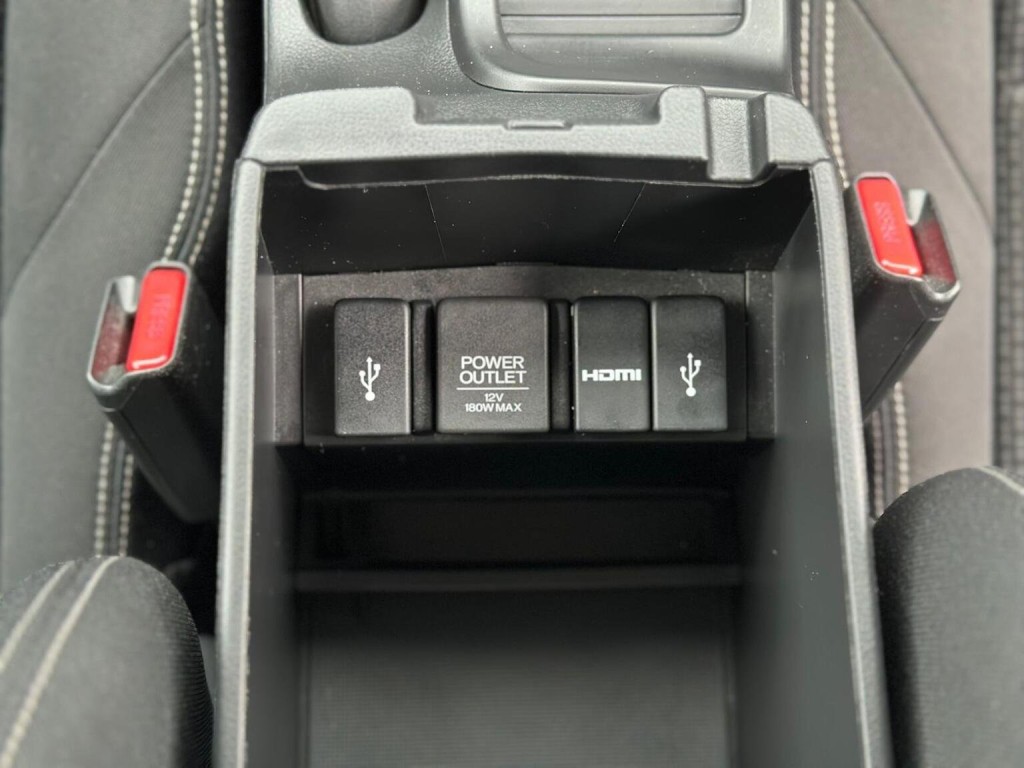 HONDA CIVIC 1.8 i-VTEC SE Plus (Navi) Euro 6 (s/s) 5dr 2017