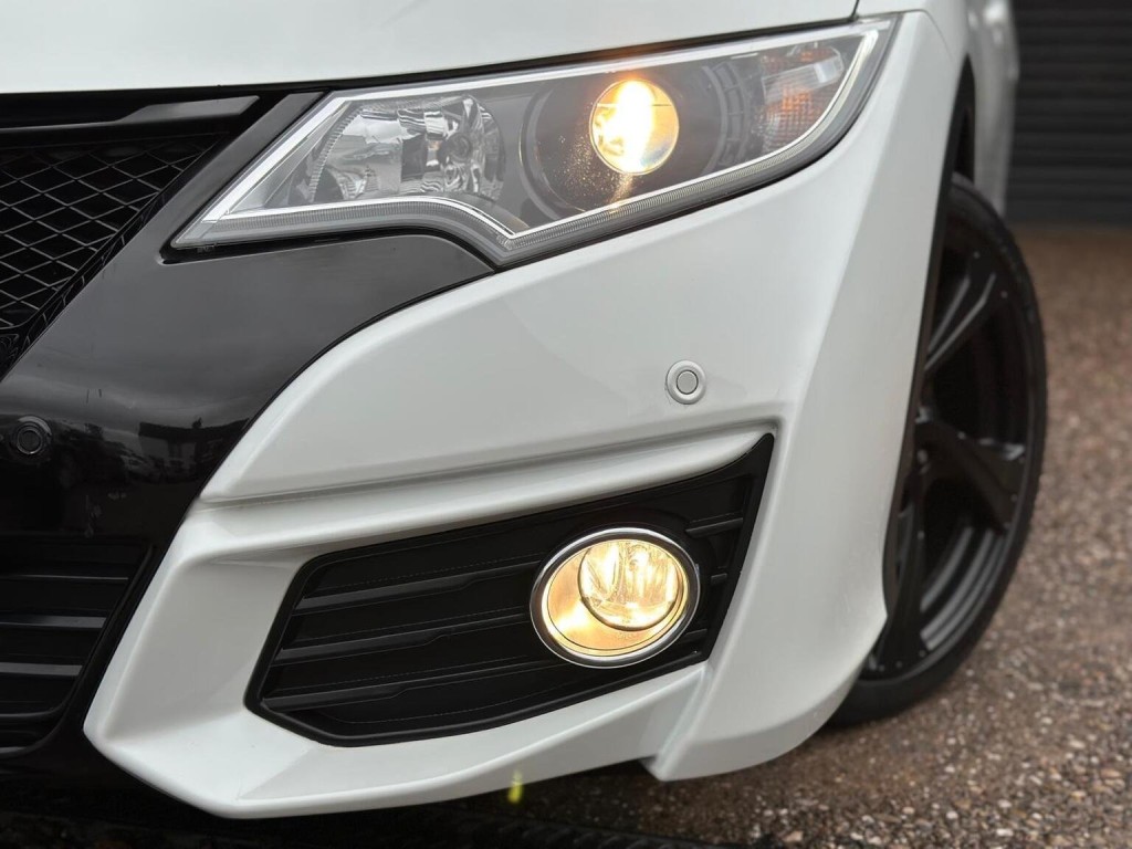 HONDA CIVIC 1.8 i-VTEC SE Plus (Navi) Euro 6 (s/s) 5dr 2017