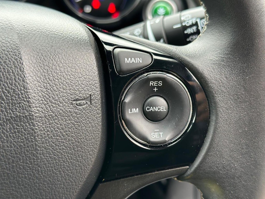 HONDA CIVIC 1.8 i-VTEC SE Plus (Navi) Euro 6 (s/s) 5dr 2017