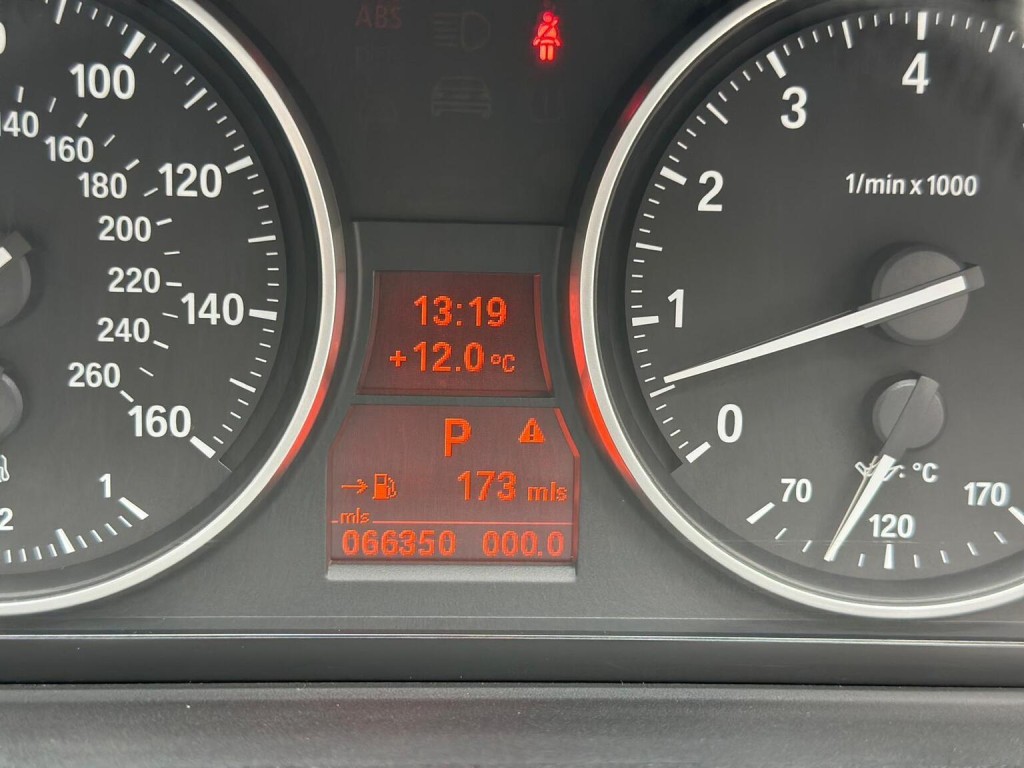 BMW 3 SERIES 3.0 330i M Sport Steptronic Euro 5 2dr 2010