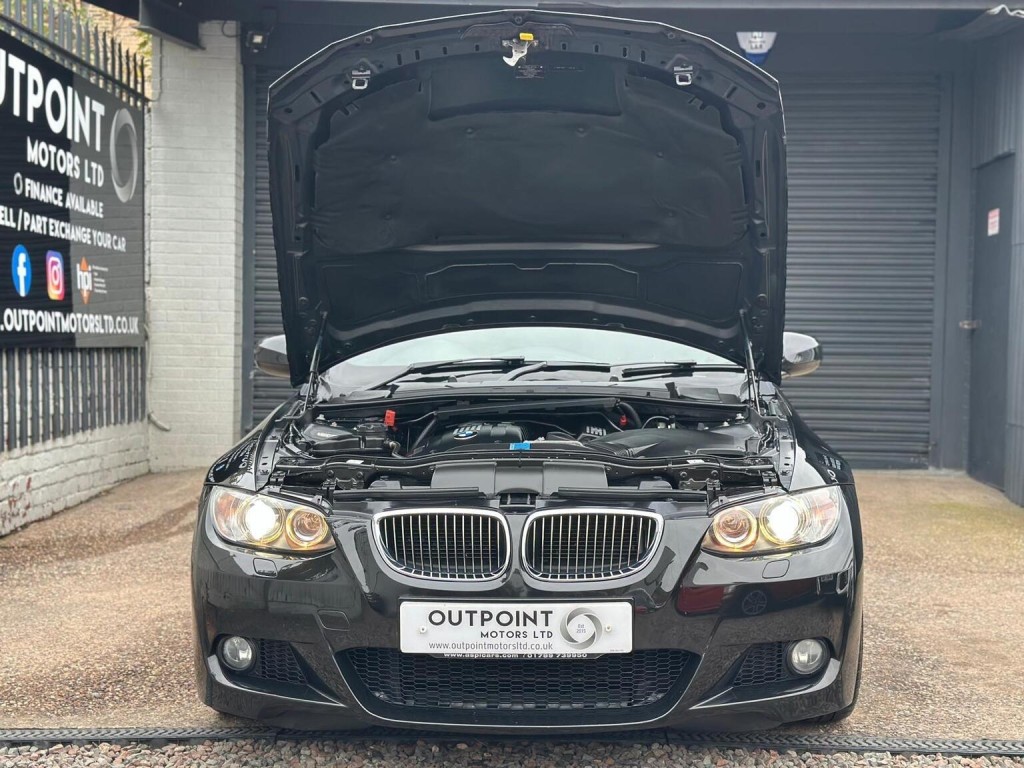BMW 3 SERIES 3.0 330i M Sport Steptronic Euro 5 2dr 2010